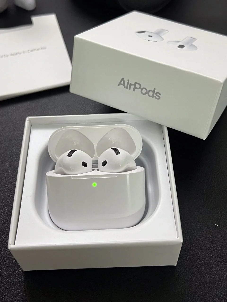 AirPods 4